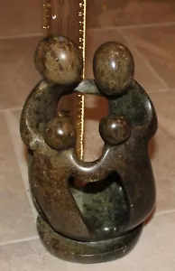Rock Stone Art Sculpture 2 Adult People & 2 Children Vintage Family Weigh's 7 lb - Picture 1 of 7