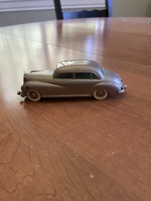 Coche de juguete vintage Prameta Kolner modelos de automóviles Mercedes Benz 300 - Alemania británica Foto 1 de 4