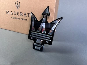 NEU&ORIG Maserati Grecale Emblem Logo Badge Cruise Control Radar Cover - Picture 1 of 4