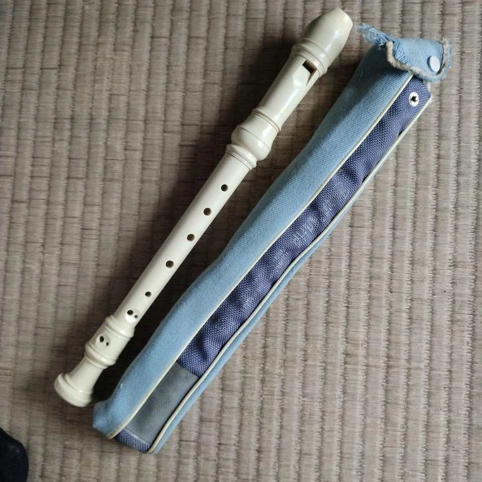 Yamaha Sopranino Grabadora Blanco Vintage Usado Retro AAB - Imagen 1 de 1