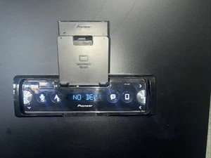 Pioneer SPH-10BT Bluetooth USB stereo, Apple Carplay Spotify iPhone Android Auto - Picture 1 of 3