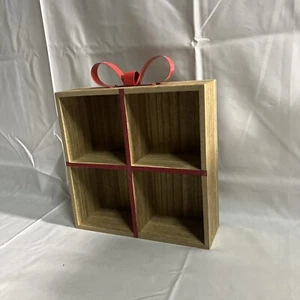 Weihnachtsdeko Geschenkregal  - Bild 1 von 9