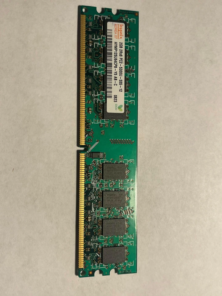 2GB Hynix HYMP125U64CP8-Y5 DDR2 667MHz 240Pin - Image 1 of 1