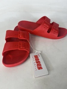 NWT Freedom Moses Just Chill Two Strap Red Slides US 7-8 Men’s EU 39-40 - Picture 1 of 6