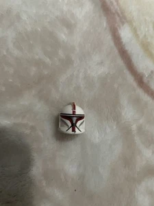 Lego Clone Trooper with Dark Red Markings  (Clone Trooper Captain) - Picture 1 of 3