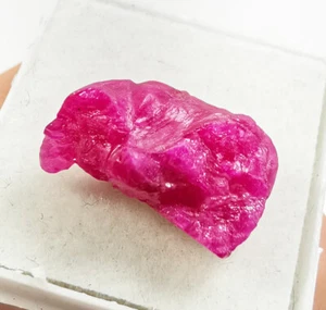 Piedras preciosas sueltas ásperas rubí Brahma rojo rosado natural de 14,40 quilates - Imagen 1 de 5