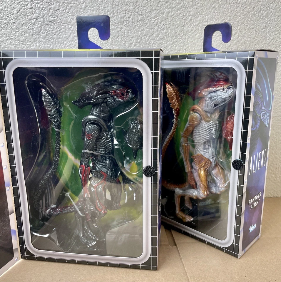 NECA Kenner Aliens Tribute Night Cougar Alien Action Figure