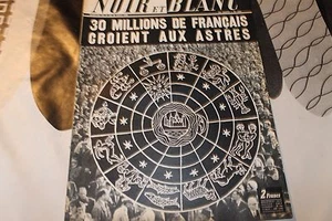 ▬►1968 NOIR ET BLANC 1221 30 millions de français croient aux astres - Bild 1 von 1