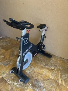 Star Trac SPINNER BLADE ION Indoor Upright Cycle - Picture 1 of 6
