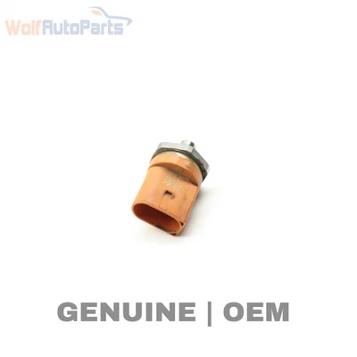 AUDI S3 2008-2012 - Sensor de presión de combustible 06J906051D Foto 1 de 3