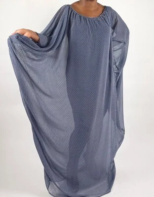 Vestido caftán de gasa transparente estampado de lunares azul y blanco Foto 1 de 4