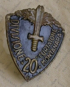 R. Esercito italiano, 20 divisione Curtatone Montanara, scudetto da braccio - Foto 1 di 2