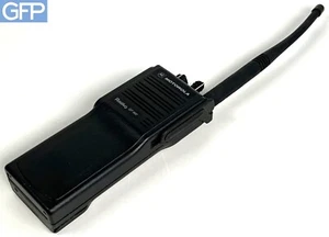 Radio MOTOROLA GP 900 (PJ302C) avec antenne et batterie - Photo 1/1