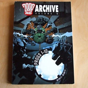 2000 AD Archive Volume 1 (Progs 1–10) paperback Rebellion 2002 - Bild 1 von 20