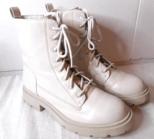 No Boundaries Combat Boots Women's Size 8.5 Tan/Cream Zip Closure Lace-Up Front - Picture 1 of 15