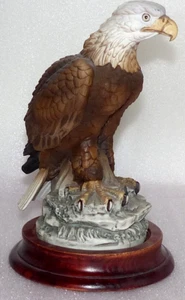 Bald Eagle Sculpture by Andrea by Sadek With Label & Wooden Display Platform - Picture 1 of 5
