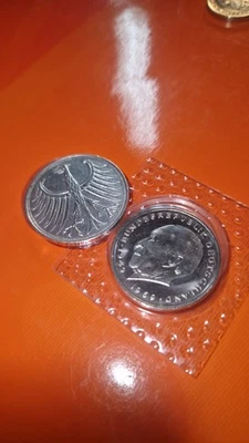 1965 D 5 MARCO ALEMÁN PLATA 625, + 2 DM 1975 F SELLO BRILLO Foto 1 de 4