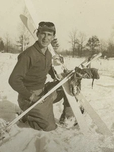 Vintage Photo Handsome Man Skis Goggles Snow - Picture 1 of 5