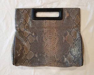 BCBG MaxAzria Snakeskin Embossed Leather CLARA Clutch Handbag NWT! MSRP $228 - Picture 1 of 7