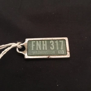 Vintage 1959 WashingtonLicense Plate Tag Keychain Disabled American Veterans - Picture 1 of 2