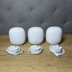 Google Nest Wi-Fi Pro Wi-Fi 6E TRZYpak - router trójpasmowy - biały (G6ZUC) - Zdjęcie 1 z 5