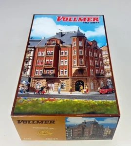 (VB) Vollmer 43811 (3811) Wohnhaus Schlossstr.1 [neuwertig, OVP] - Bild 1 von 3