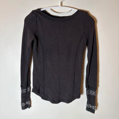 Free People Thermal Waffle Weave Top Black Knit Contrast Cuffs Size XS - Image 1 of 4