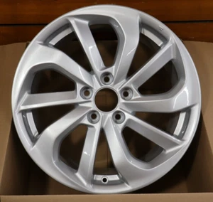 Acura Silver RDX OEM Wheel 18” 2016-2018 Rim Factory alloy Original 71836 - Picture 1 of 6