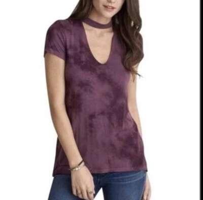 American Eagle Soft & Sexy Purple Tie Dye Choker Neck Tee Shirt Size XS - Imagem 1 de 4