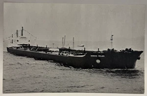 S.S. Universe Ireland, petrolero Gulf Oil Corp, barco, postal - Imagen 1 de 2