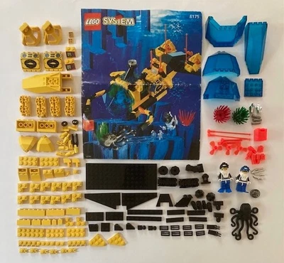 Lego Aquazone: 6175 Crystal Explorer Sub - 100% Complete with Manual - Image 1 of 4
