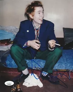 JOHN LYDON SIGNED SEX PISTOLS 8X10 PHOTO W/PROOF JSA JOHNNY ROTTEN # 3 - Picture 1 of 3