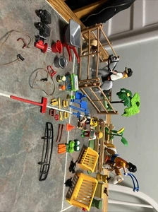 Playmobil 5877 Horse Stable Farm Superset Read! - Picture 1 of 12