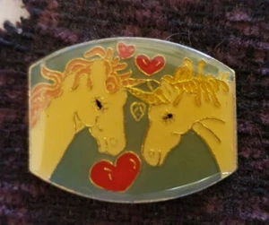 Vintage Enamel Unicorn in love with Hearts Hat Pin Size 3/4" length x 1" wide - Picture 1 of 1