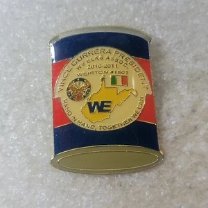Prendedor de solapa esmaltado Elks Lodge #1801 Weirton West Virginia Vince Gurrera President - Imagen 1 de 4