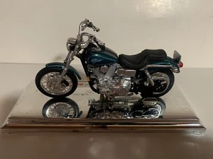 Maisto 1:18 Harley Davidson 2000 FXDL Dyna Low Rider Diecast Bike - Picture 1 of 5