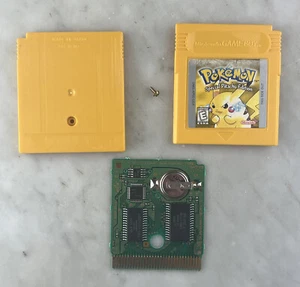 Pokemon Amarillo Nintendo Game Boy Pikafhu Auténtico Guardar Contactos Pulidos Intactos - Imagen 1 de 21