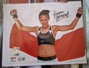 UFC Joanna Jedrzecjzyk Boogeywoman 8x10 Signed Fanatics Beckectt COA Photo (AU) - Picture 1 of 3