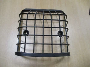 GRIGLIA RETINA PROTEZIONE FANALE POSTERIORE STOP VESPA PK XL NERO - Imagen 1 de 3