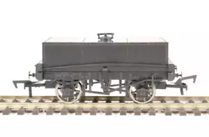 Dapol A022 Rectangular Tank Wagon - Unpainted  OO Gauge - Picture 1 of 3