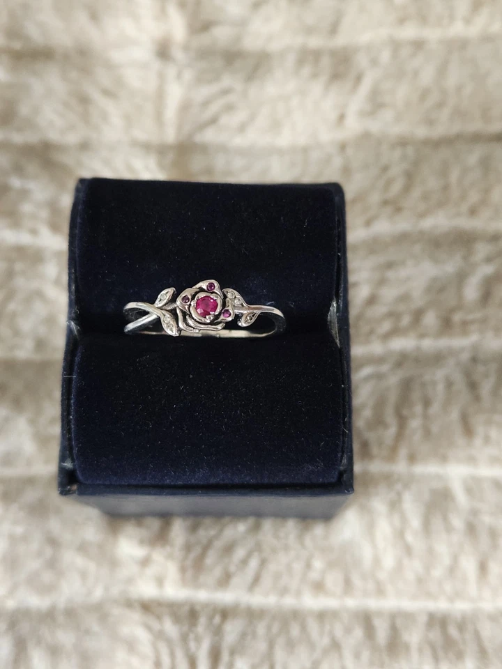 Anel Pandora esterlina 925. Tamanho 8. Um design encantador. - Imagem 1 de 4