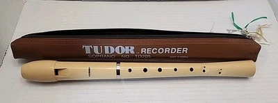 Grabadora Tudor Soprano TD205 con bolsa marrón con cremallera Foto 1 de 4