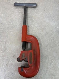 RIDGID No. 2AHeavy Duty Pipe Cutter 1/8" to 2" - Picture 1 of 4