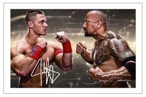 JOHN CENA & THE ROCK FIRMATO FOTO STAMPA AUTOGRAFO WWE DIVA WRESTLING - Foto 1 di 1