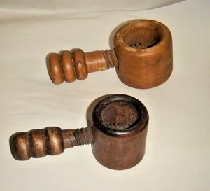 A PAIR OF VINTAGE WOOD SCREW NUTCRACKERS 2" & 2.50" WOODCROCKERY FRANCE BIRCH - Picture 1 of 14