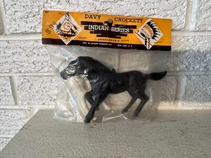 VINTAGE DAVY CROCKETT INDIAN and horse Series PAYTON Original unopened - Picture 1 of 3