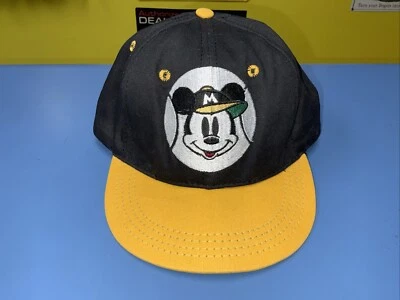 Gorra ajustable juvenil Disney Mickey Mouse negra/dorada con logotipo bordado Foto 1 de 4