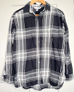 Old Navy Boyfriend Flannel Shirt, 100% Cotton, Black & White Plaid, Women’s M - Picture 1 of 4