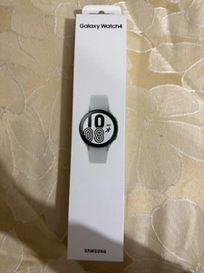 Samsung Galaxy Watch4 SM-R875 44mm Aluminiowe etui z paskiem sportowym - srebrne (LTE) - Zdjęcie 1 z 4