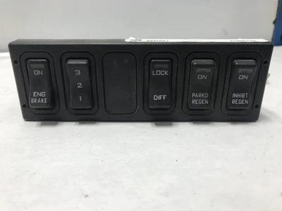 Panel de instrumentos International DURASTAR (4300) SWITCH - Usado | P/N 3549776C4 Foto 1 de 4